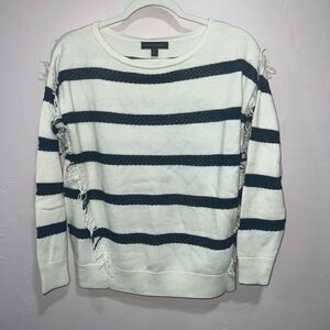 Banana Republic White/Blue Stripe Women's Size Medium Long Sleeve Fringe Seam Sw